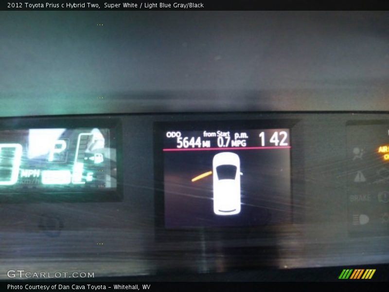 Super White / Light Blue Gray/Black 2012 Toyota Prius c Hybrid Two