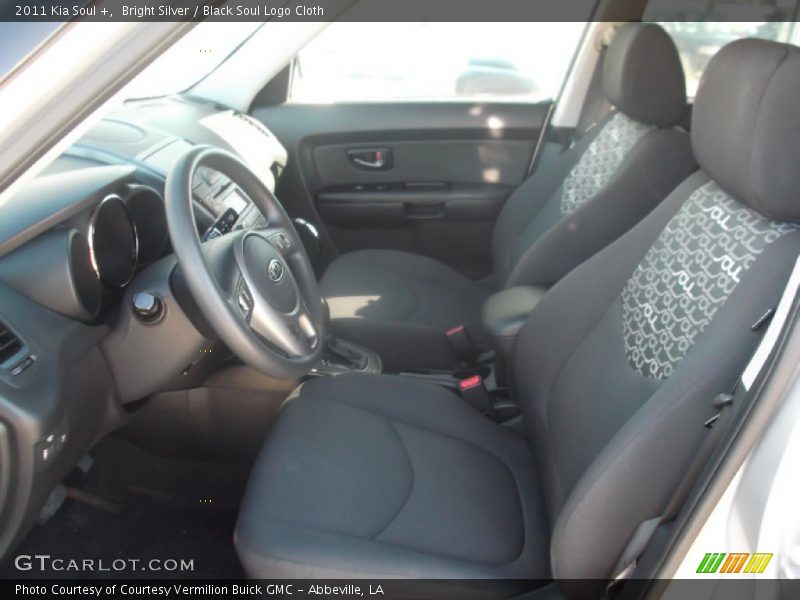Bright Silver / Black Soul Logo Cloth 2011 Kia Soul +