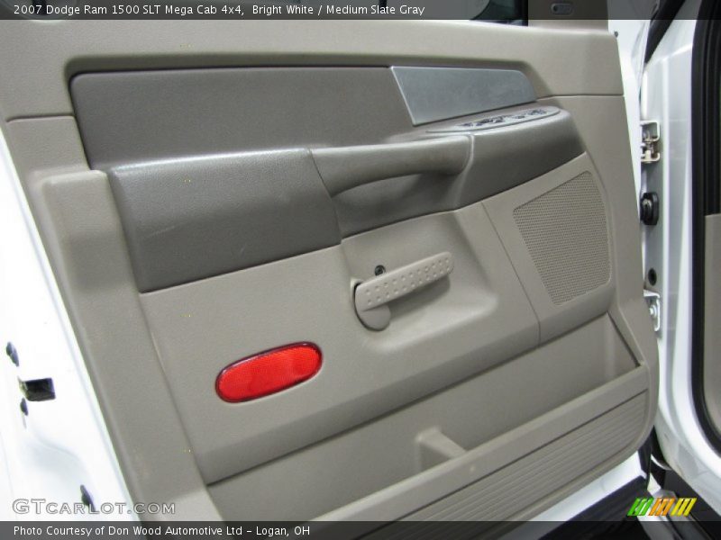 Bright White / Medium Slate Gray 2007 Dodge Ram 1500 SLT Mega Cab 4x4
