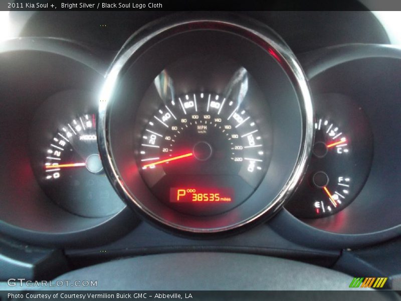 Bright Silver / Black Soul Logo Cloth 2011 Kia Soul +