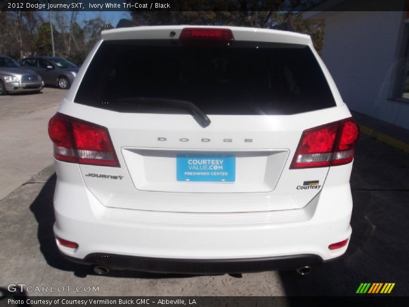 Ivory White Tri-Coat / Black 2012 Dodge Journey SXT