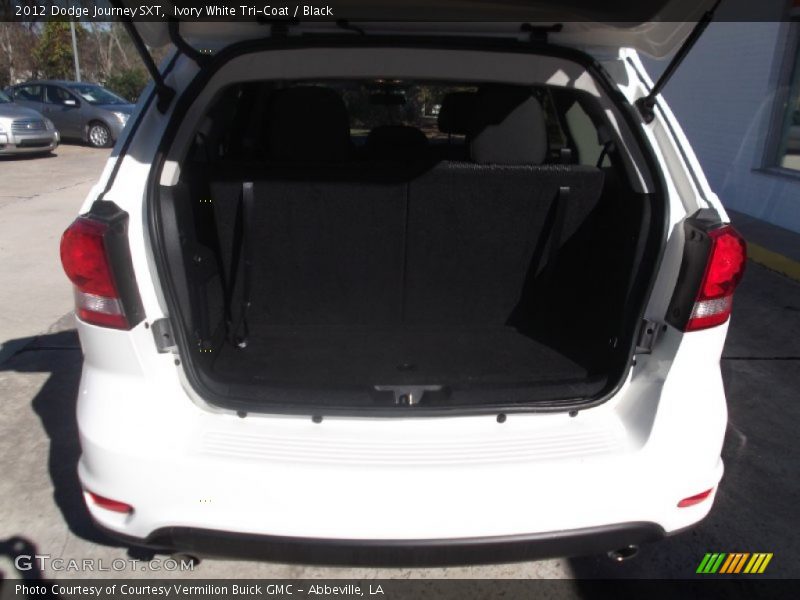 Ivory White Tri-Coat / Black 2012 Dodge Journey SXT