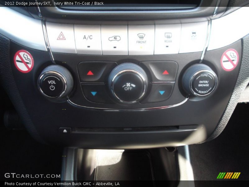 Ivory White Tri-Coat / Black 2012 Dodge Journey SXT