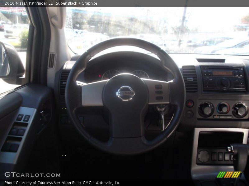 Super Black / Graphite 2010 Nissan Pathfinder LE