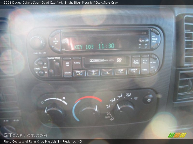 Bright Silver Metallic / Dark Slate Gray 2002 Dodge Dakota Sport Quad Cab 4x4