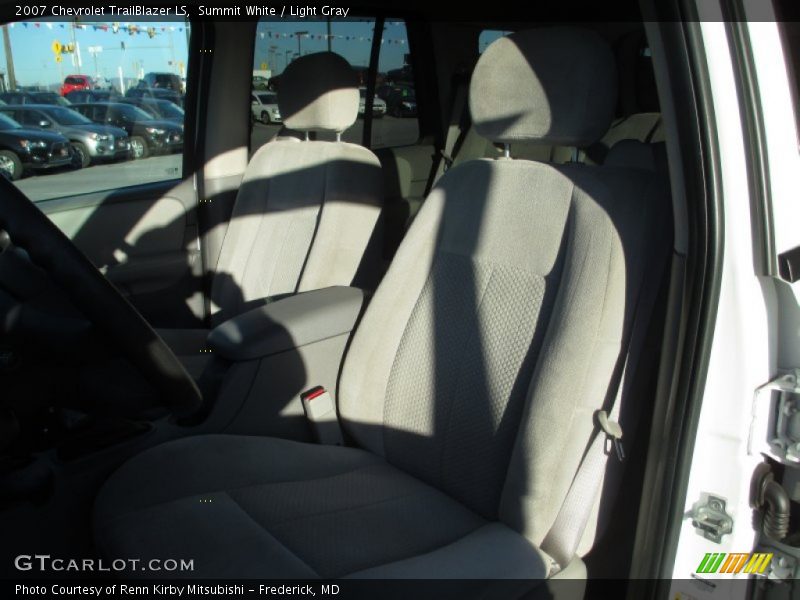 Summit White / Light Gray 2007 Chevrolet TrailBlazer LS
