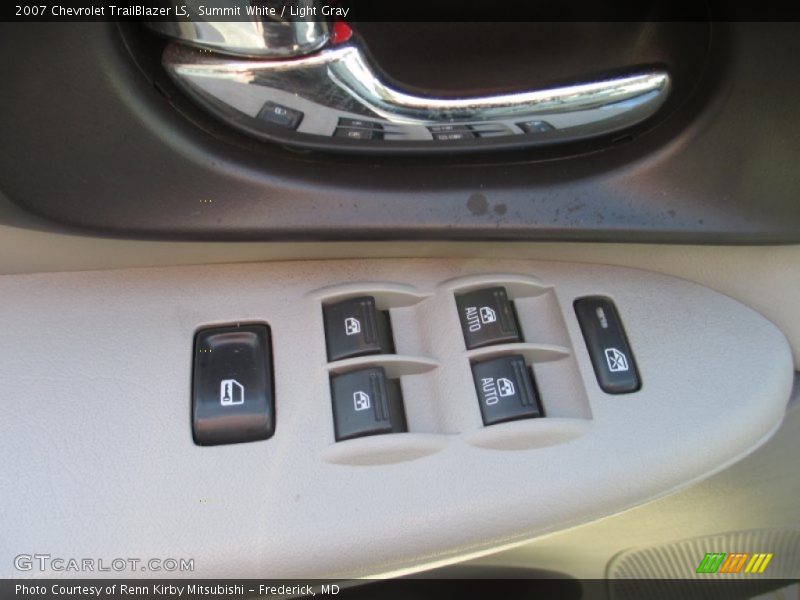 Summit White / Light Gray 2007 Chevrolet TrailBlazer LS