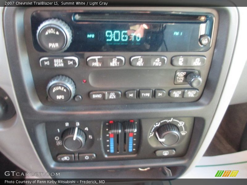 Summit White / Light Gray 2007 Chevrolet TrailBlazer LS