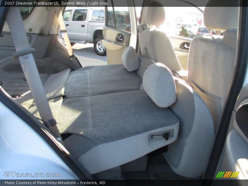 Summit White / Light Gray 2007 Chevrolet TrailBlazer LS