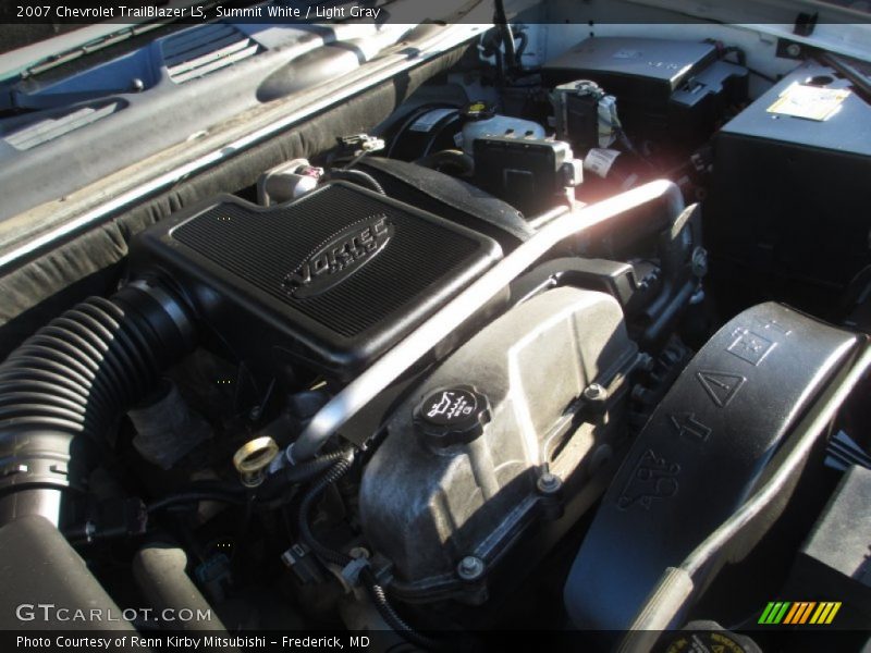 Summit White / Light Gray 2007 Chevrolet TrailBlazer LS