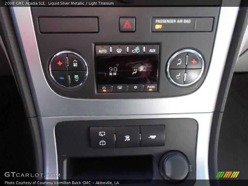 Liquid Silver Metallic / Light Titanium 2008 GMC Acadia SLE