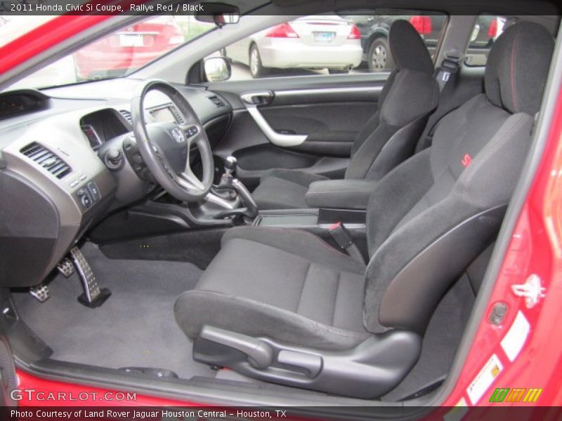 Front Seat of 2011 Civic Si Coupe