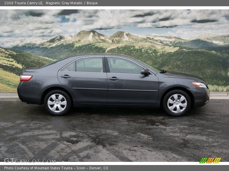 Magnetic Gray Metallic / Bisque 2009 Toyota Camry LE