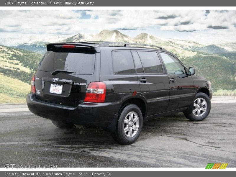 Black / Ash Gray 2007 Toyota Highlander V6 4WD