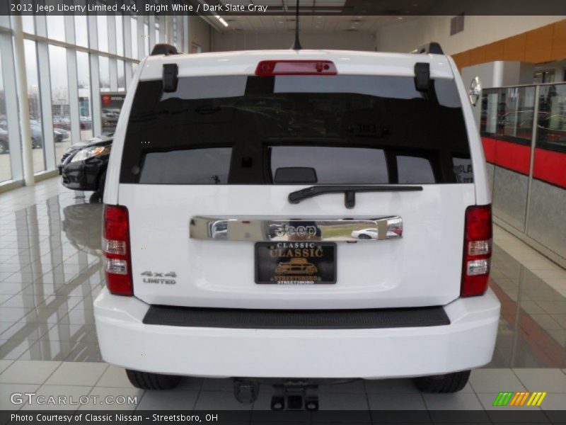 Bright White / Dark Slate Gray 2012 Jeep Liberty Limited 4x4