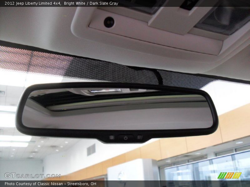 Bright White / Dark Slate Gray 2012 Jeep Liberty Limited 4x4
