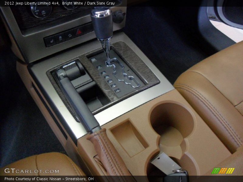 Bright White / Dark Slate Gray 2012 Jeep Liberty Limited 4x4