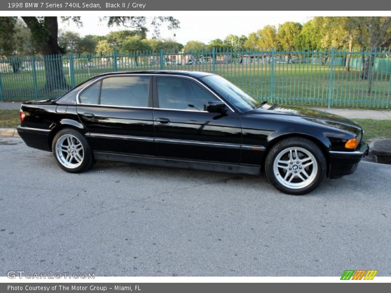 Black II / Grey 1998 BMW 7 Series 740iL Sedan