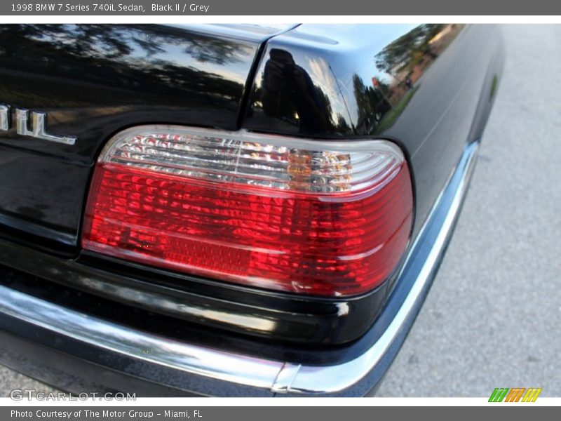 Black II / Grey 1998 BMW 7 Series 740iL Sedan