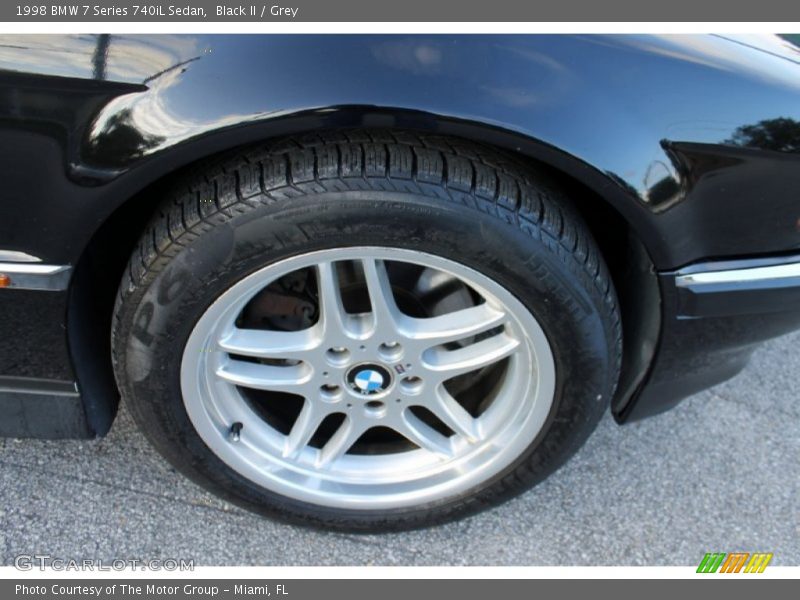 Black II / Grey 1998 BMW 7 Series 740iL Sedan
