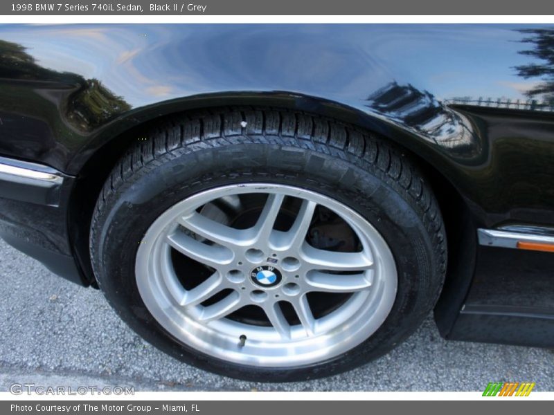 Black II / Grey 1998 BMW 7 Series 740iL Sedan
