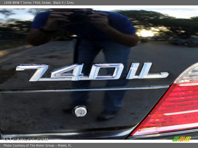 Black II / Grey 1998 BMW 7 Series 740iL Sedan