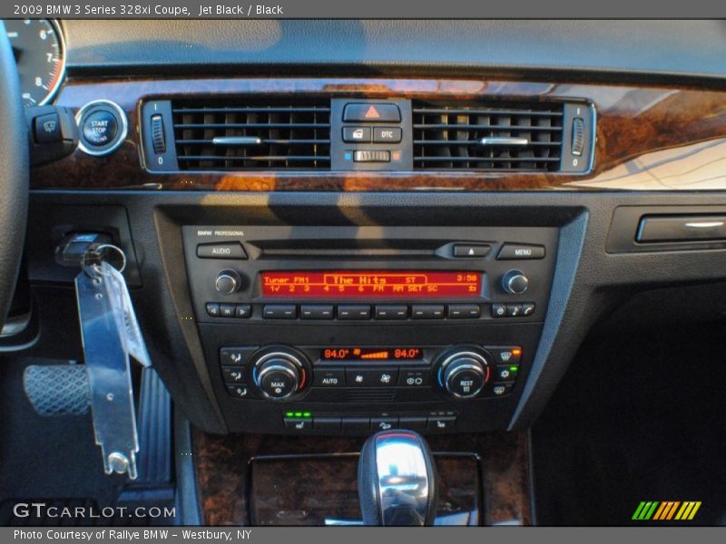 Jet Black / Black 2009 BMW 3 Series 328xi Coupe