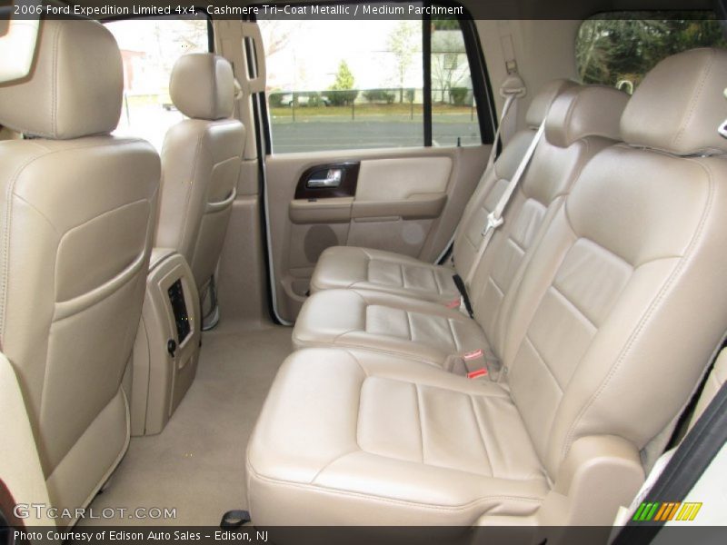 Cashmere Tri-Coat Metallic / Medium Parchment 2006 Ford Expedition Limited 4x4