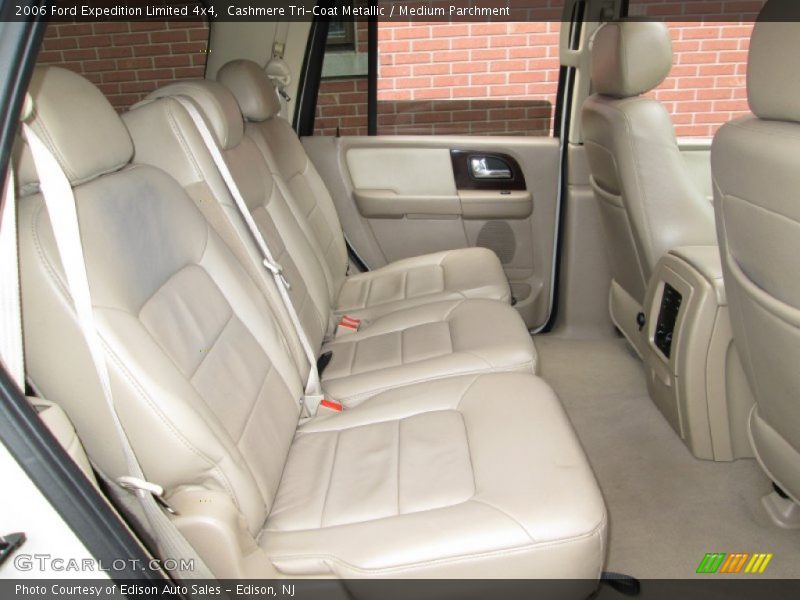 Cashmere Tri-Coat Metallic / Medium Parchment 2006 Ford Expedition Limited 4x4