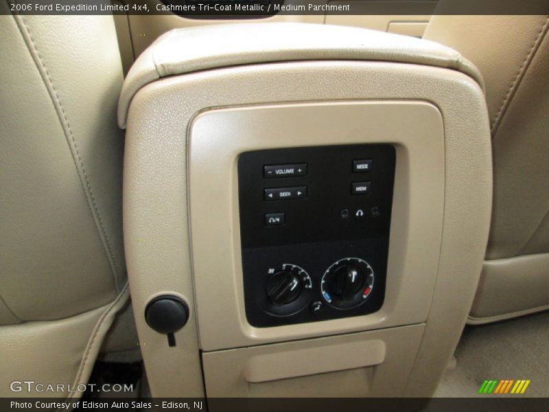 Cashmere Tri-Coat Metallic / Medium Parchment 2006 Ford Expedition Limited 4x4