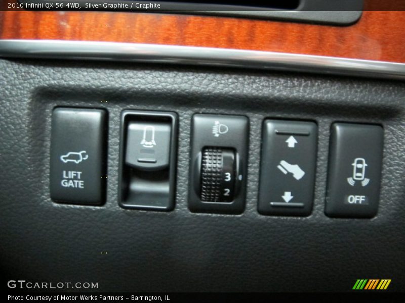 Silver Graphite / Graphite 2010 Infiniti QX 56 4WD