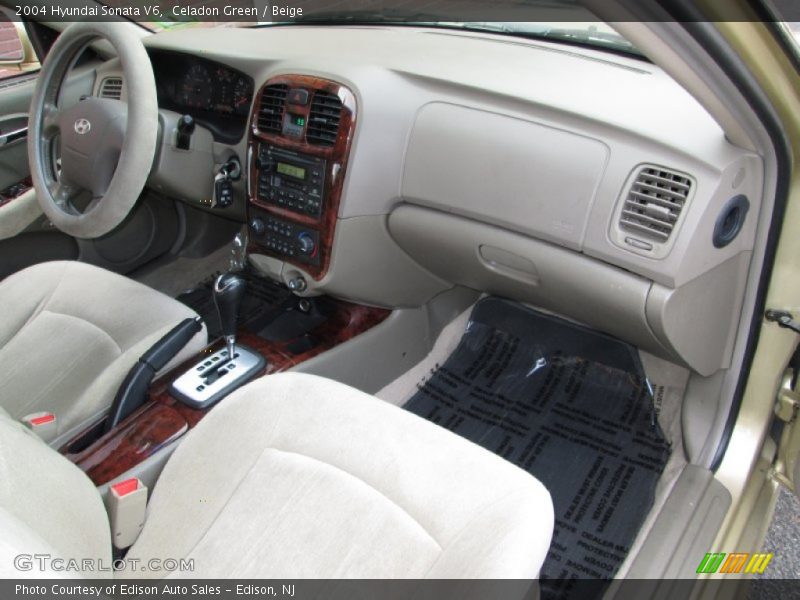 Dashboard of 2004 Sonata V6