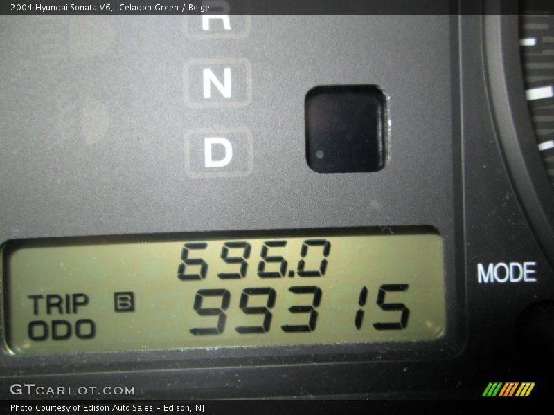 Celadon Green / Beige 2004 Hyundai Sonata V6