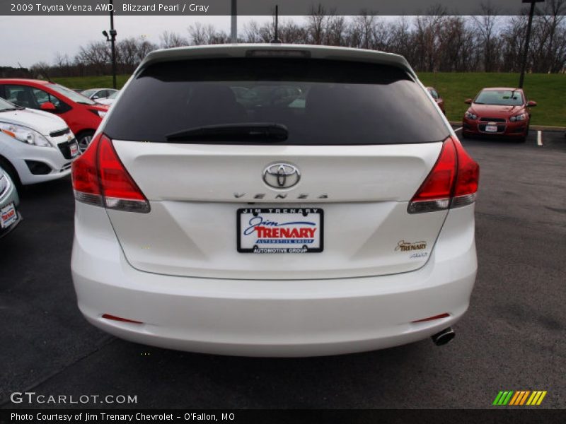 Blizzard Pearl / Gray 2009 Toyota Venza AWD