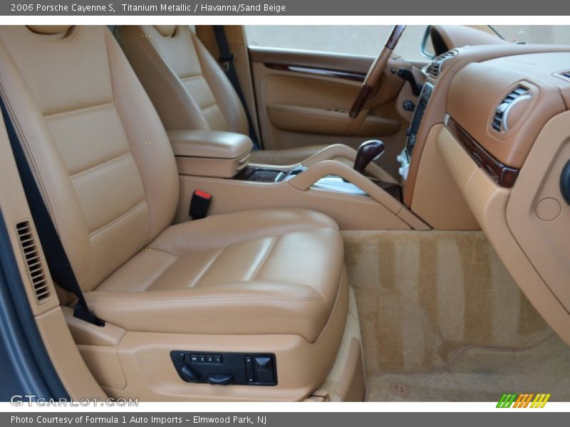 Titanium Metallic / Havanna/Sand Beige 2006 Porsche Cayenne S