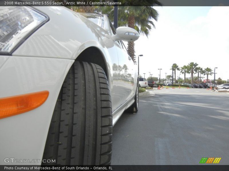 Arctic White / Cashmere/Savanna 2008 Mercedes-Benz S 550 Sedan