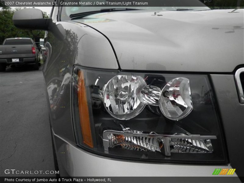 Graystone Metallic / Dark Titanium/Light Titanium 2007 Chevrolet Avalanche LT