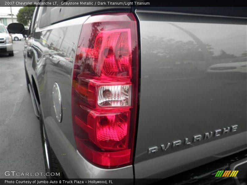 Graystone Metallic / Dark Titanium/Light Titanium 2007 Chevrolet Avalanche LT