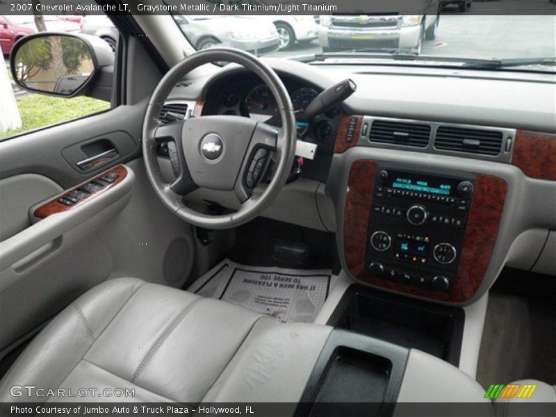 Graystone Metallic / Dark Titanium/Light Titanium 2007 Chevrolet Avalanche LT