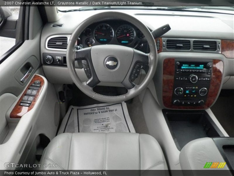 Graystone Metallic / Dark Titanium/Light Titanium 2007 Chevrolet Avalanche LT