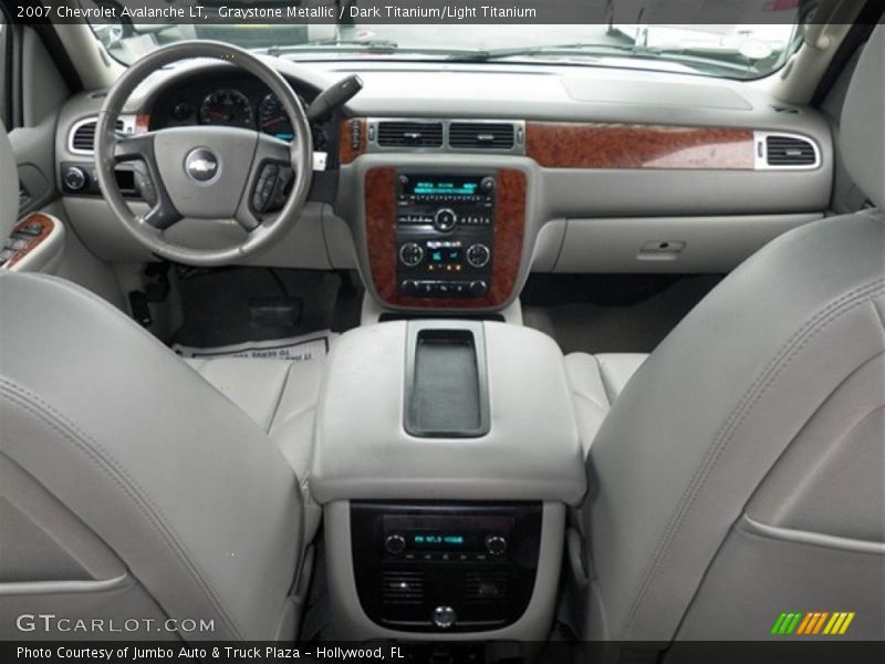 Graystone Metallic / Dark Titanium/Light Titanium 2007 Chevrolet Avalanche LT