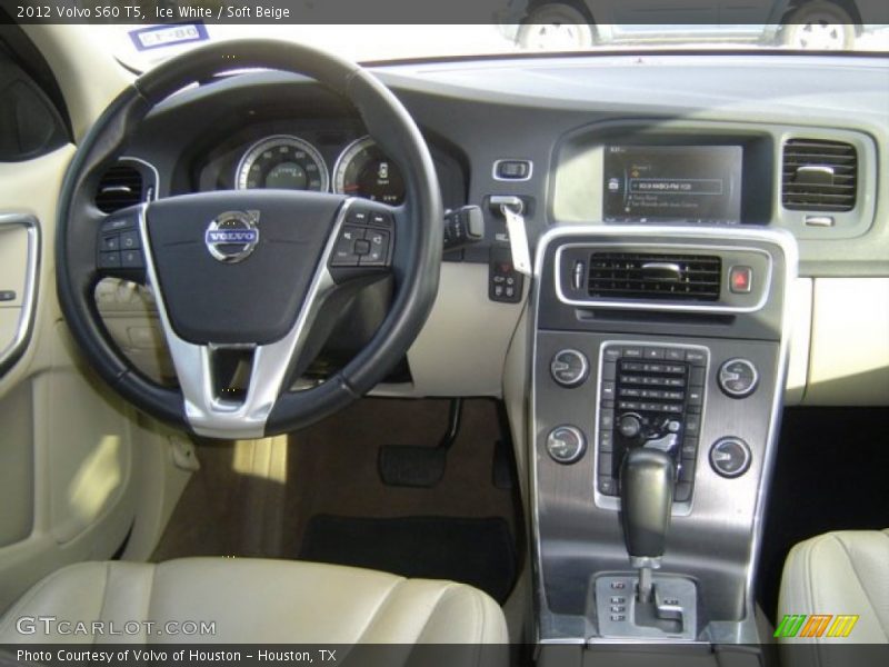Ice White / Soft Beige 2012 Volvo S60 T5
