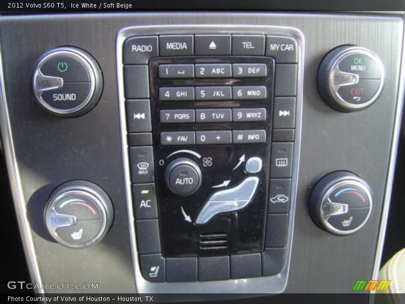 Ice White / Soft Beige 2012 Volvo S60 T5