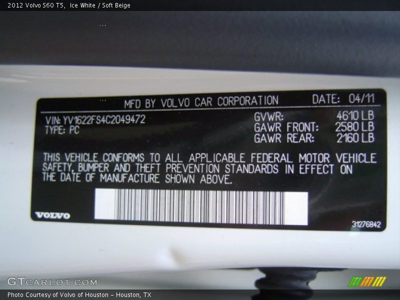 Ice White / Soft Beige 2012 Volvo S60 T5