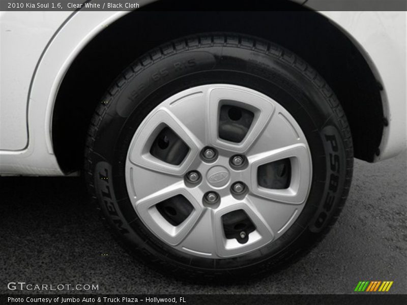 Clear White / Black Cloth 2010 Kia Soul 1.6