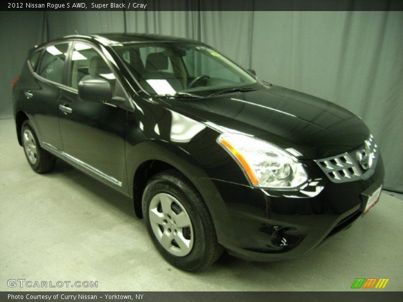 Super Black / Gray 2012 Nissan Rogue S AWD