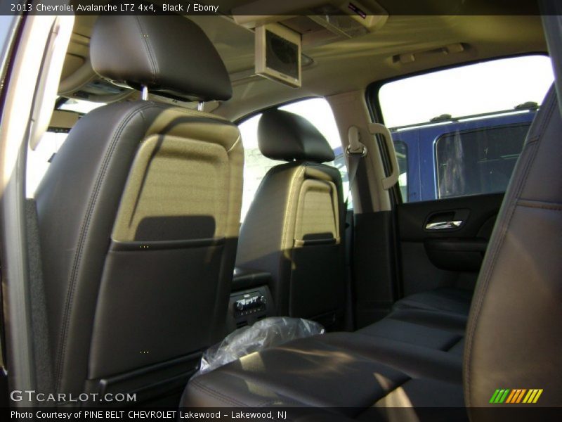 Black / Ebony 2013 Chevrolet Avalanche LTZ 4x4