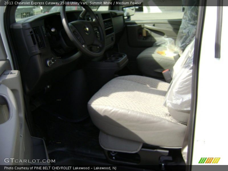 Summit White / Medium Pewter 2013 Chevrolet Express Cutaway 3500 Utility Van
