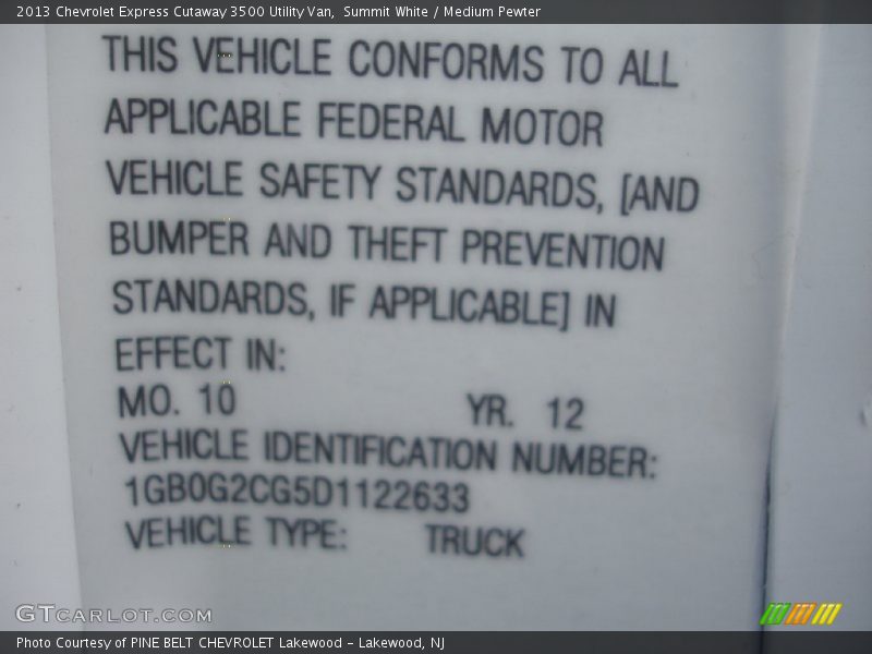 Summit White / Medium Pewter 2013 Chevrolet Express Cutaway 3500 Utility Van