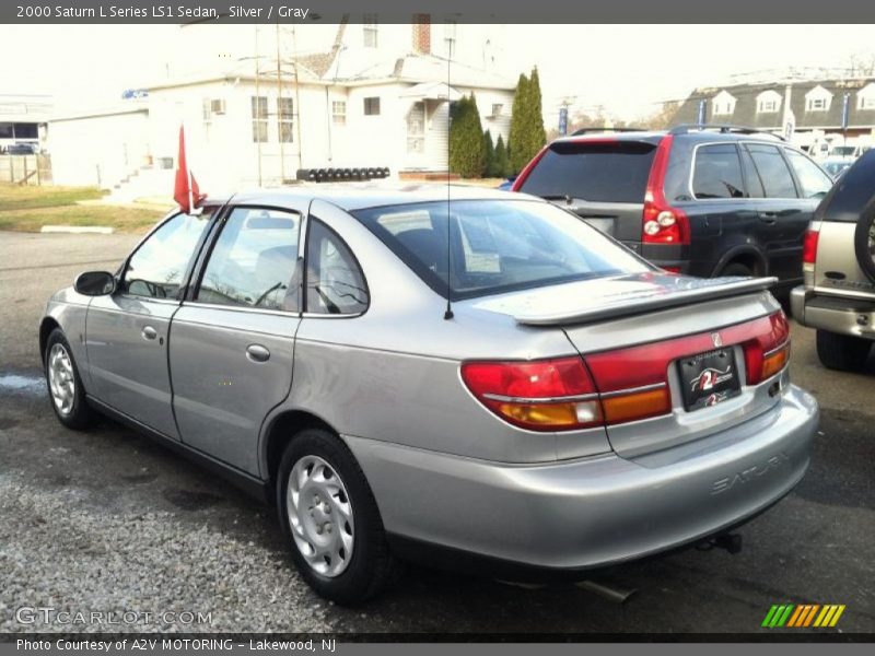 Silver / Gray 2000 Saturn L Series LS1 Sedan